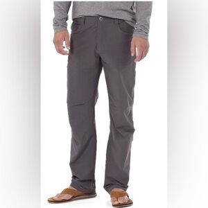 PATAGONIA Sz 40 Quandary Hiking Multiple  Pockets Nylon Spandex Blend Pants
